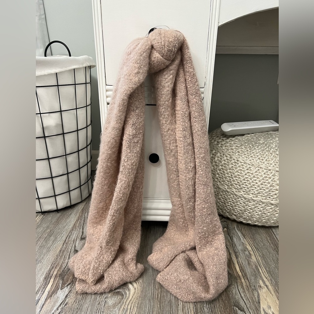 Wonderly Scarf